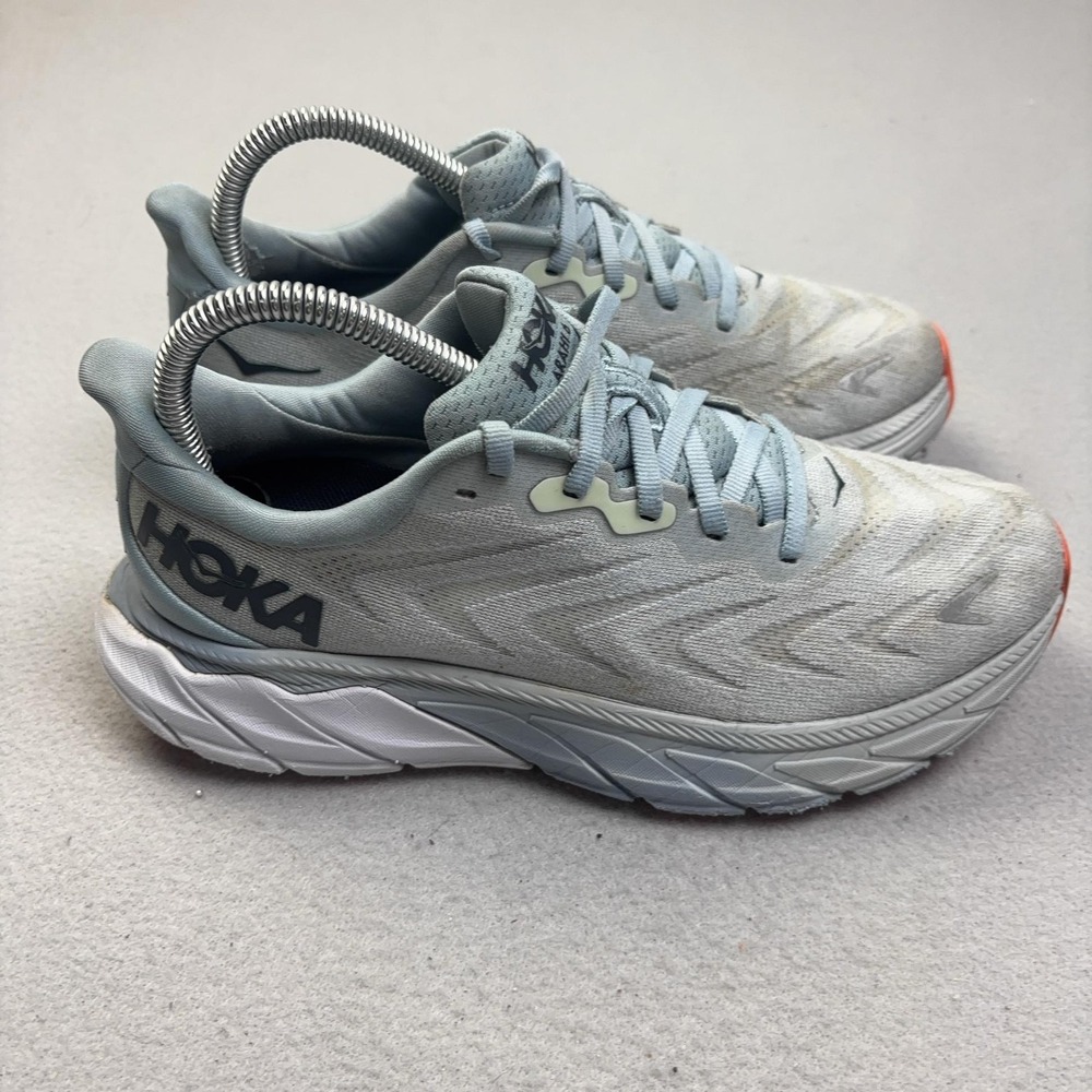 Hoka One One Arahi 6 Shoes Womens Size 7 Gray Running Sneakers 1123195 PABE